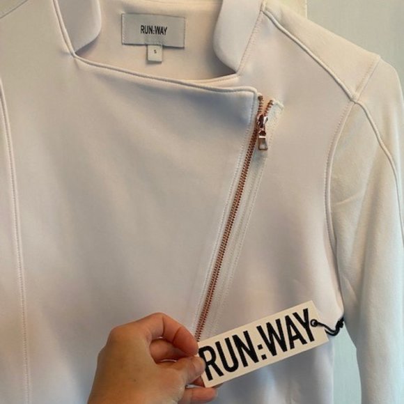 Carbon 38 RUN: WAY Reese Jacket White - Picture 3 of 4